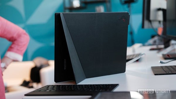 [CES 2020] Lenovo ThinkPad X1 Fold, the world's first folding laptop, costs $ 2,500 Picture 3